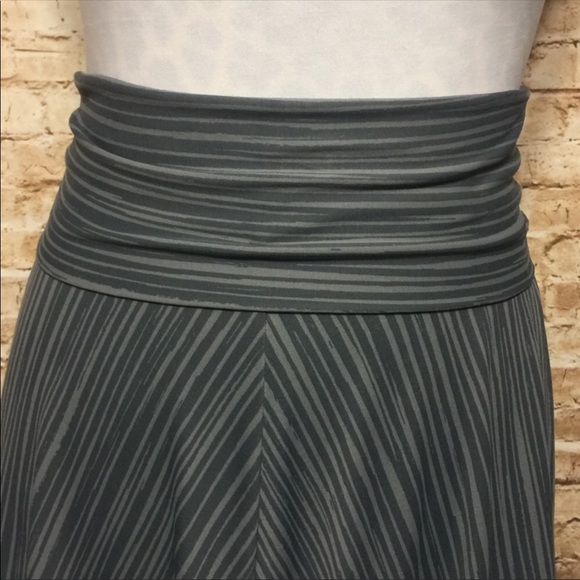 Patagonia Stretchy Foldover Waist Midi Skirt - Picture 4 of 7